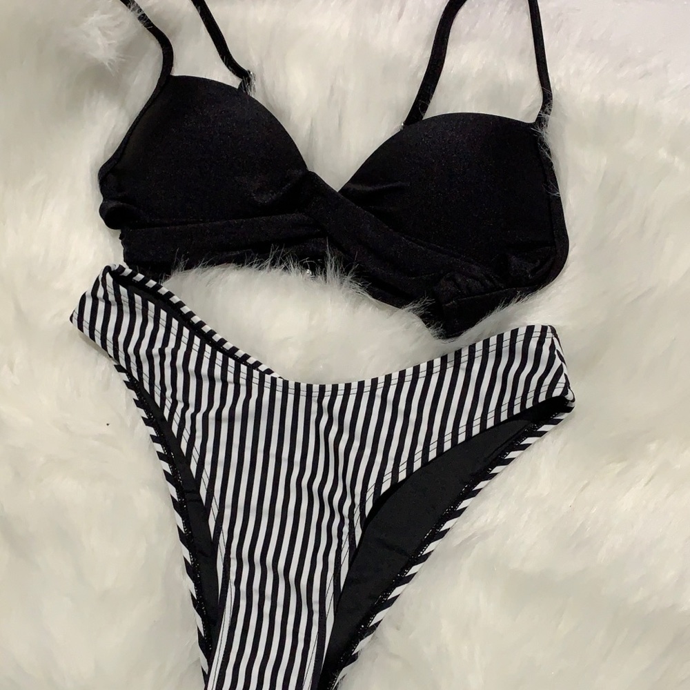 Beautiful 2 piece swimwear 👙